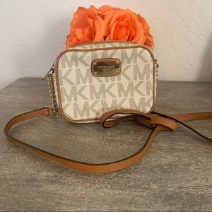 Michael Kors Mini Penny Camera bag
